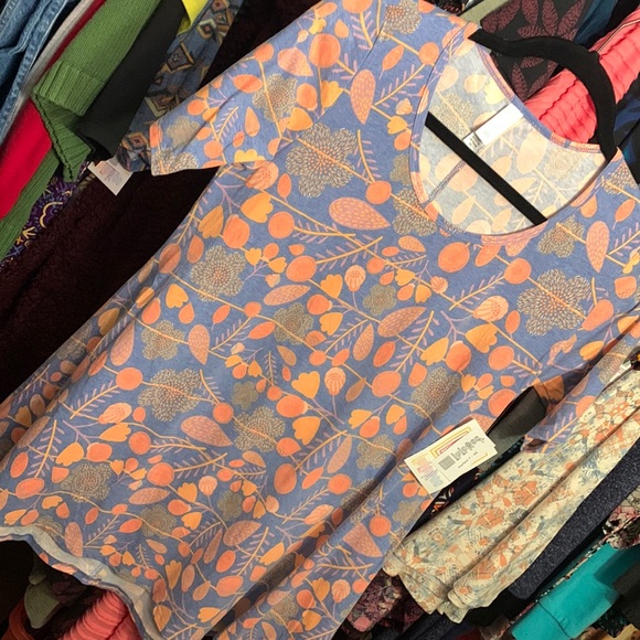 006 new xs Lularoe perfect tee - Picture 1 of 1